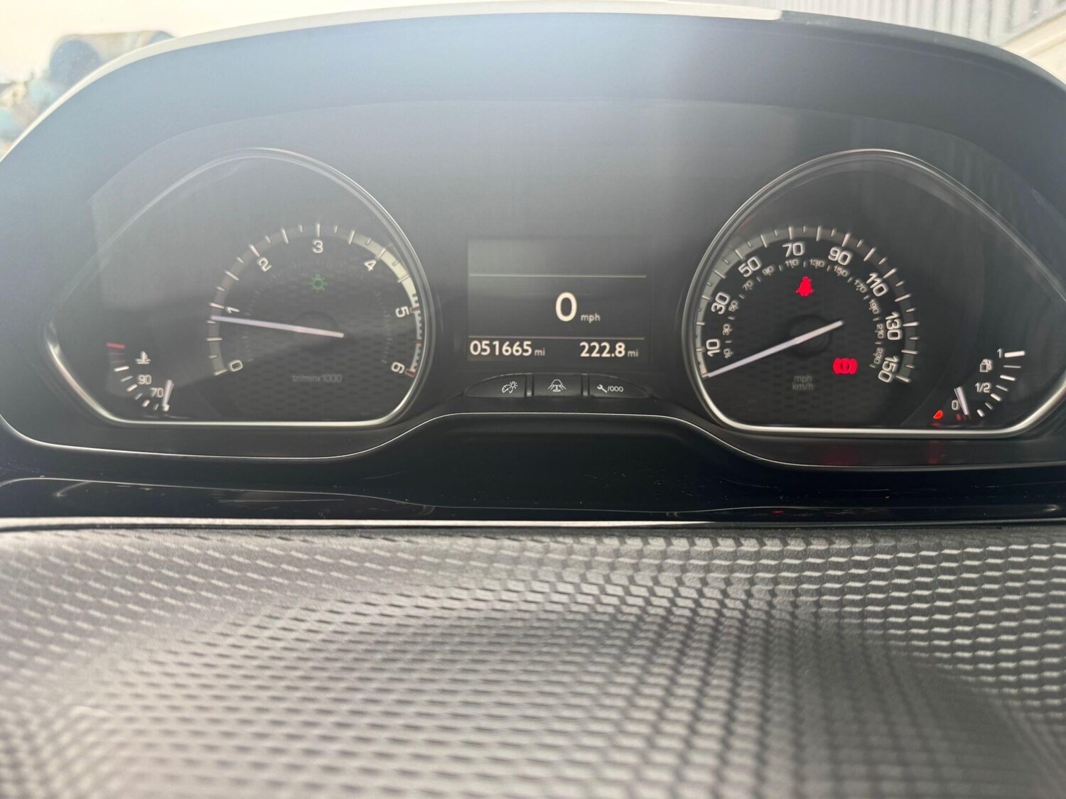 Used Peugeot 2008 2017 for sale - 77909272: Photo 32