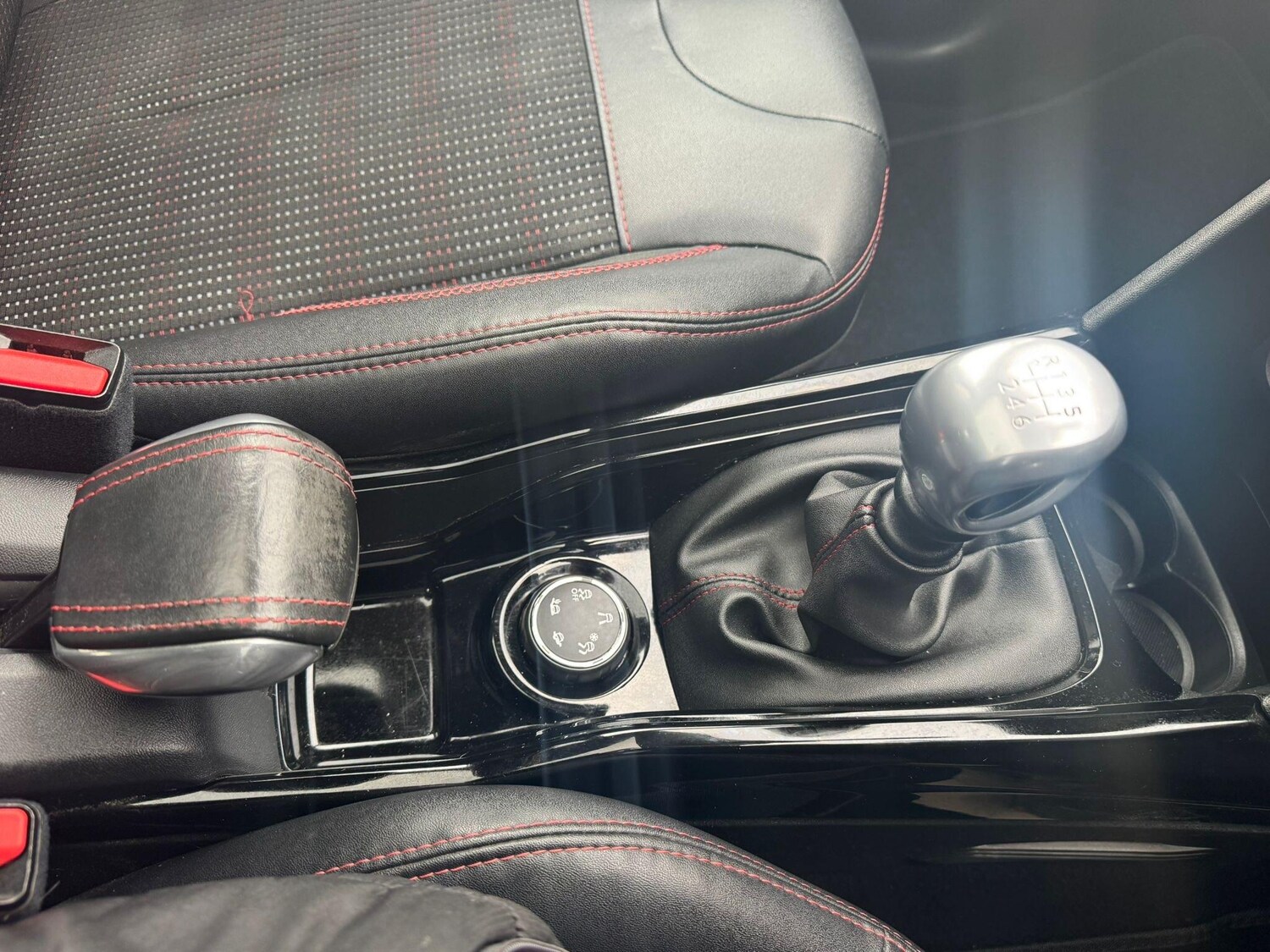 Used Peugeot 2008 2017 for sale - 77909272: Photo 9