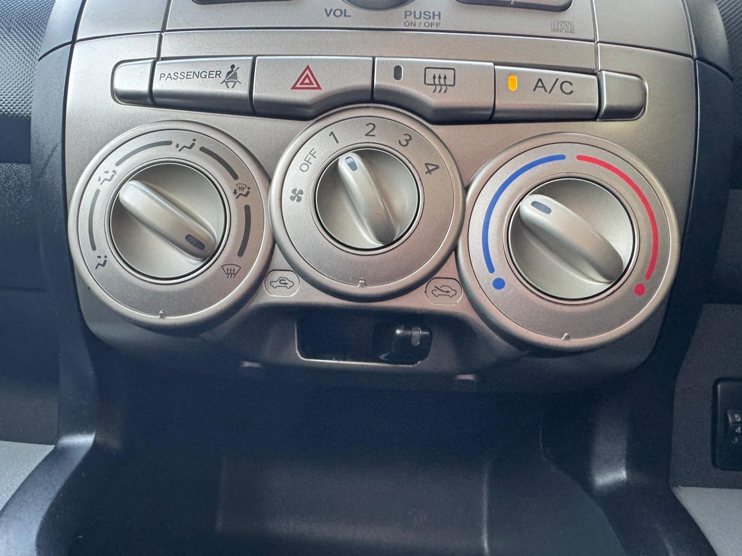 Used Daihatsu Sirion 2008 for sale - 77657797: Photo 17