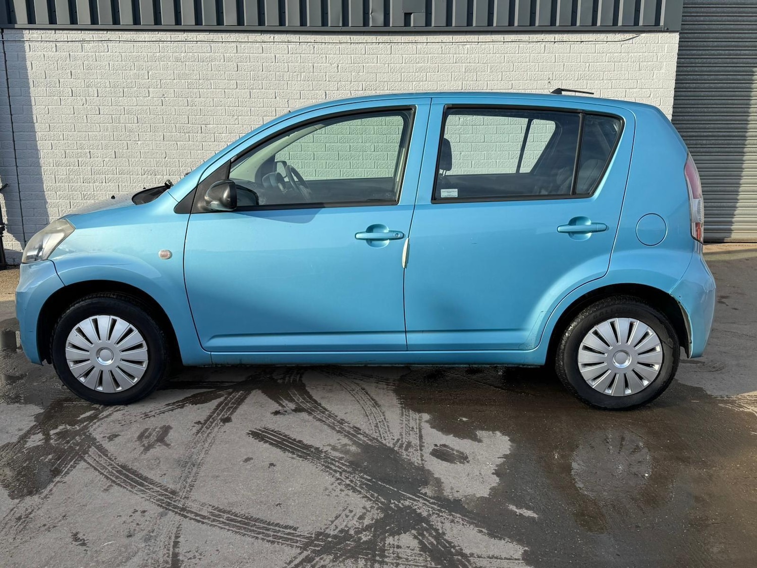 Used Daihatsu Sirion 2008 for sale - 77657797: Photo 6