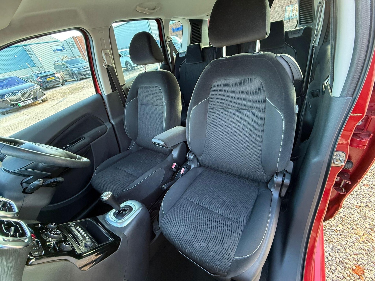 Used Citroen C3 Picasso 2014 for sale - 76377299: Photo 39