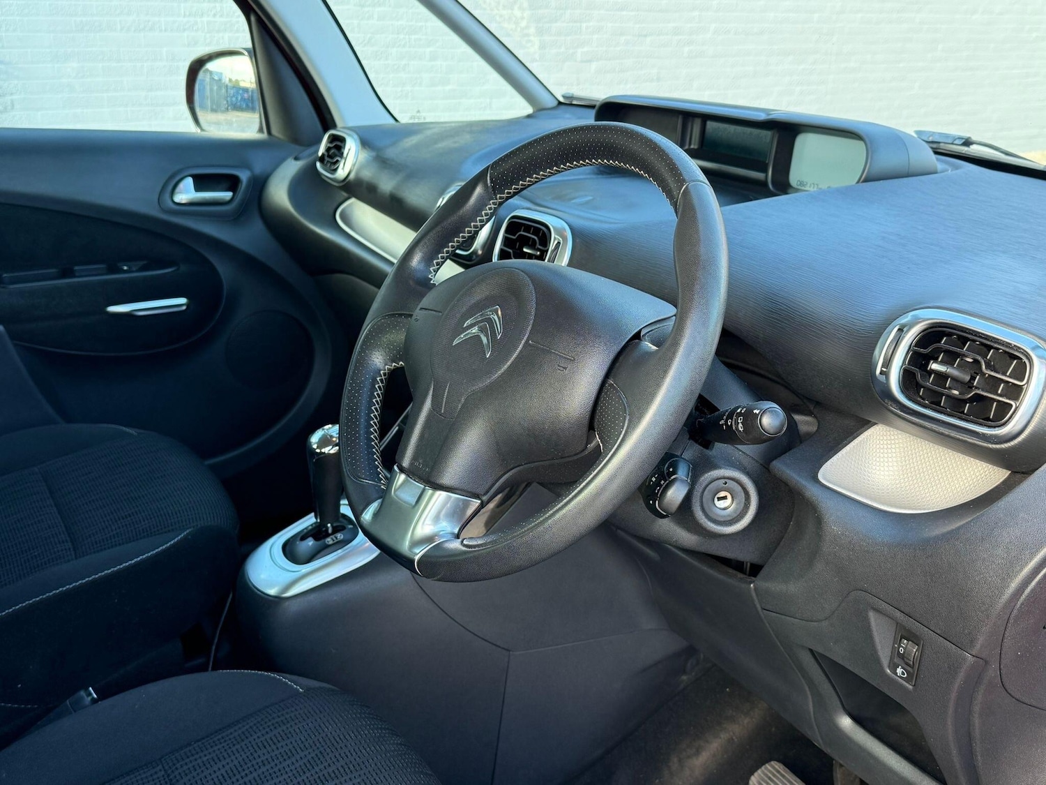 Used Citroen C3 Picasso 2014 for sale - 76377299: Photo 9