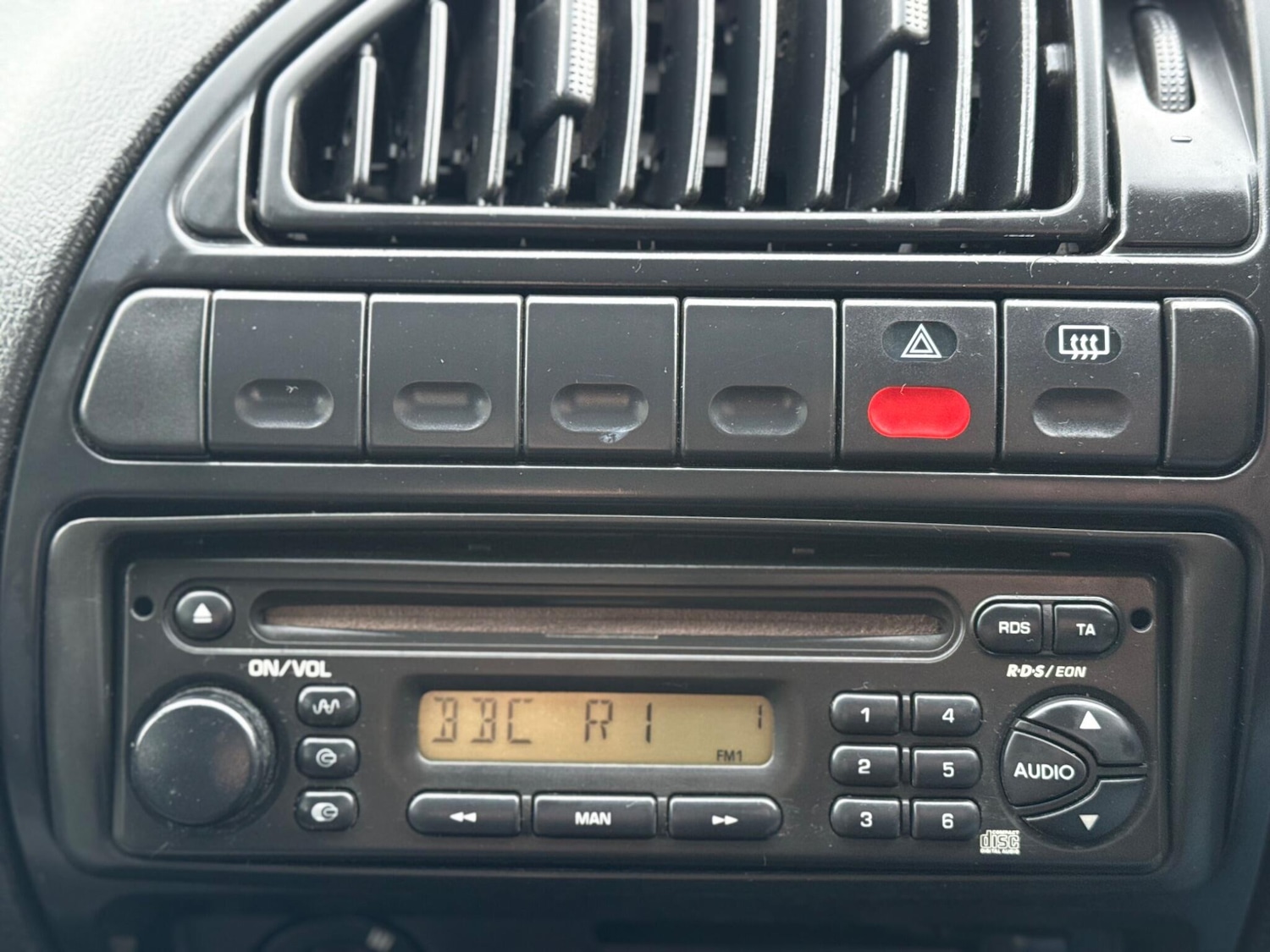 Used Citroen Saxo 2002 for sale - 77203381: Photo 17