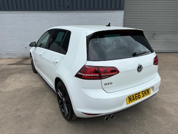 Used Volkswagen Golf 2016 for sale - 78911722: Photo