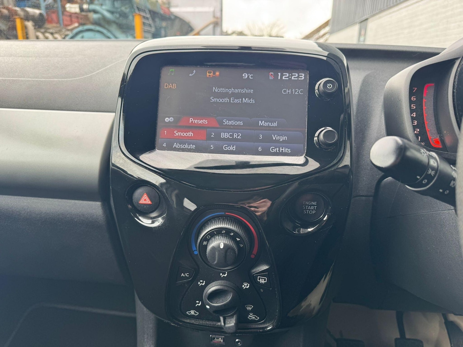 Used Peugeot 108 2014 for sale - 77537155: Photo 27