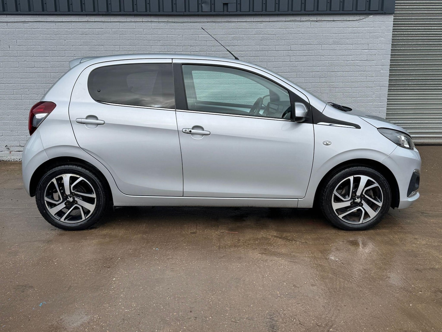 Used Peugeot 108 2014 for sale - 77537155: Photo 7