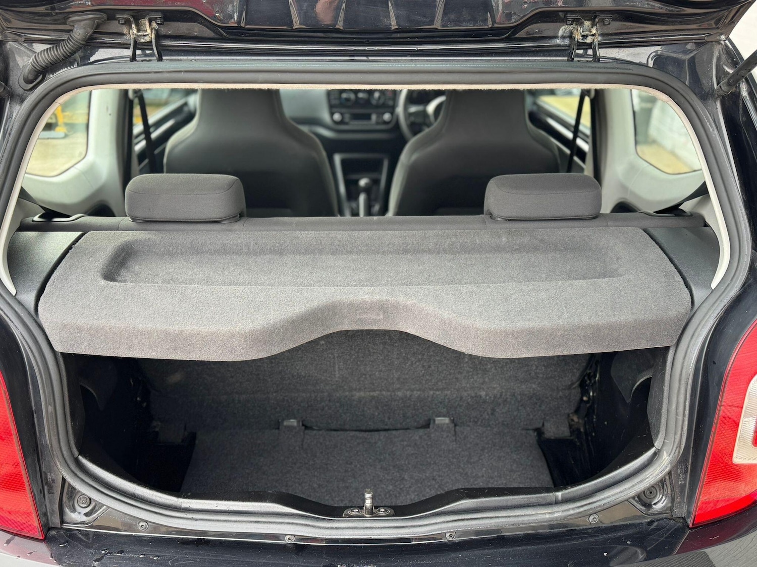 Used Volkswagen up! 2013 for sale - 77598490: Photo 22