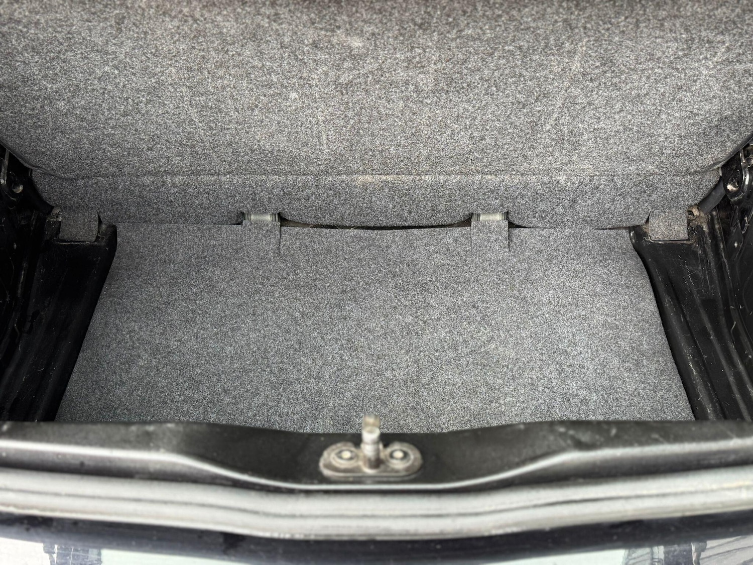 Used Volkswagen up! 2013 for sale - 77598490: Photo 23