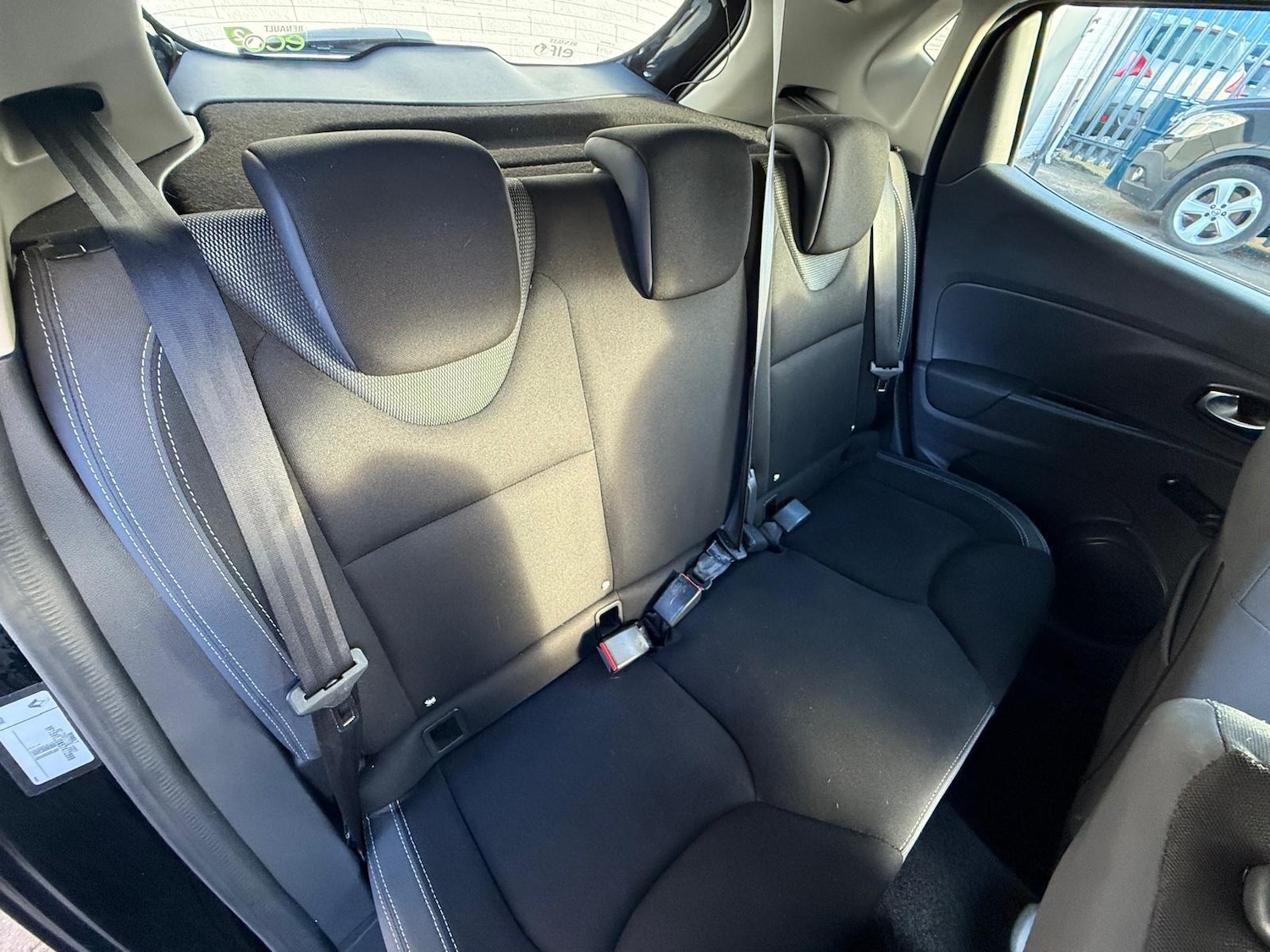 Used Renault Clio 2017 for sale - 76572730: Photo 14