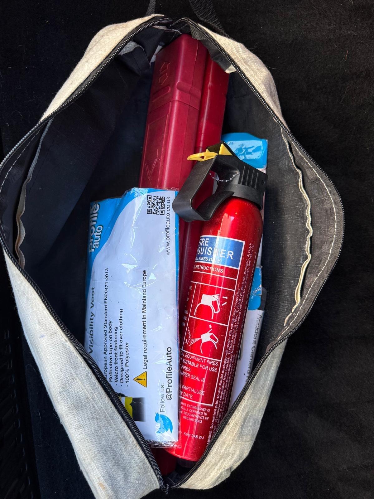 Used Renault Clio 2017 for sale - 76572730: Photo 56