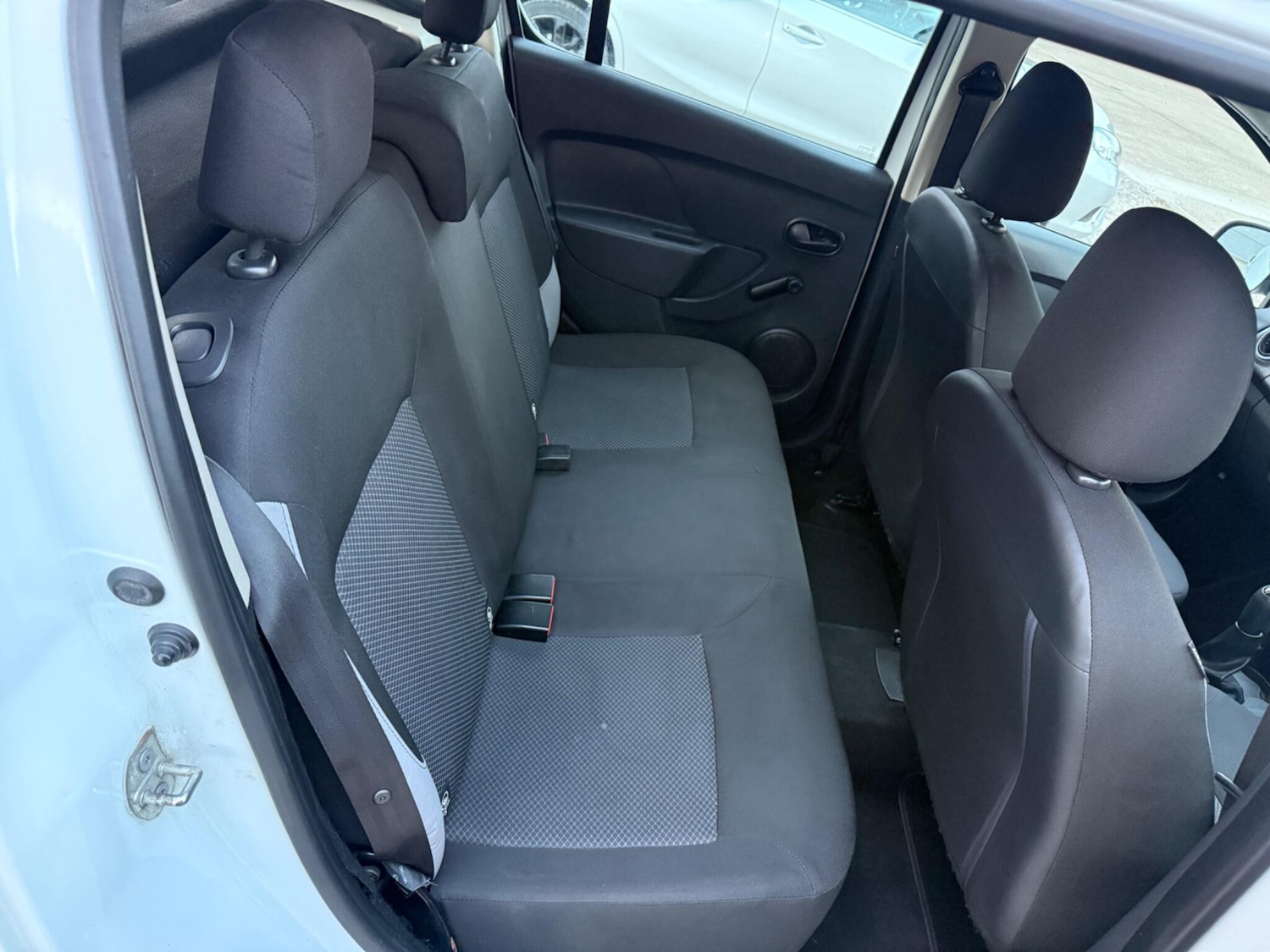 Used Dacia Sandero 2014 for sale - 76336426: Photo 25