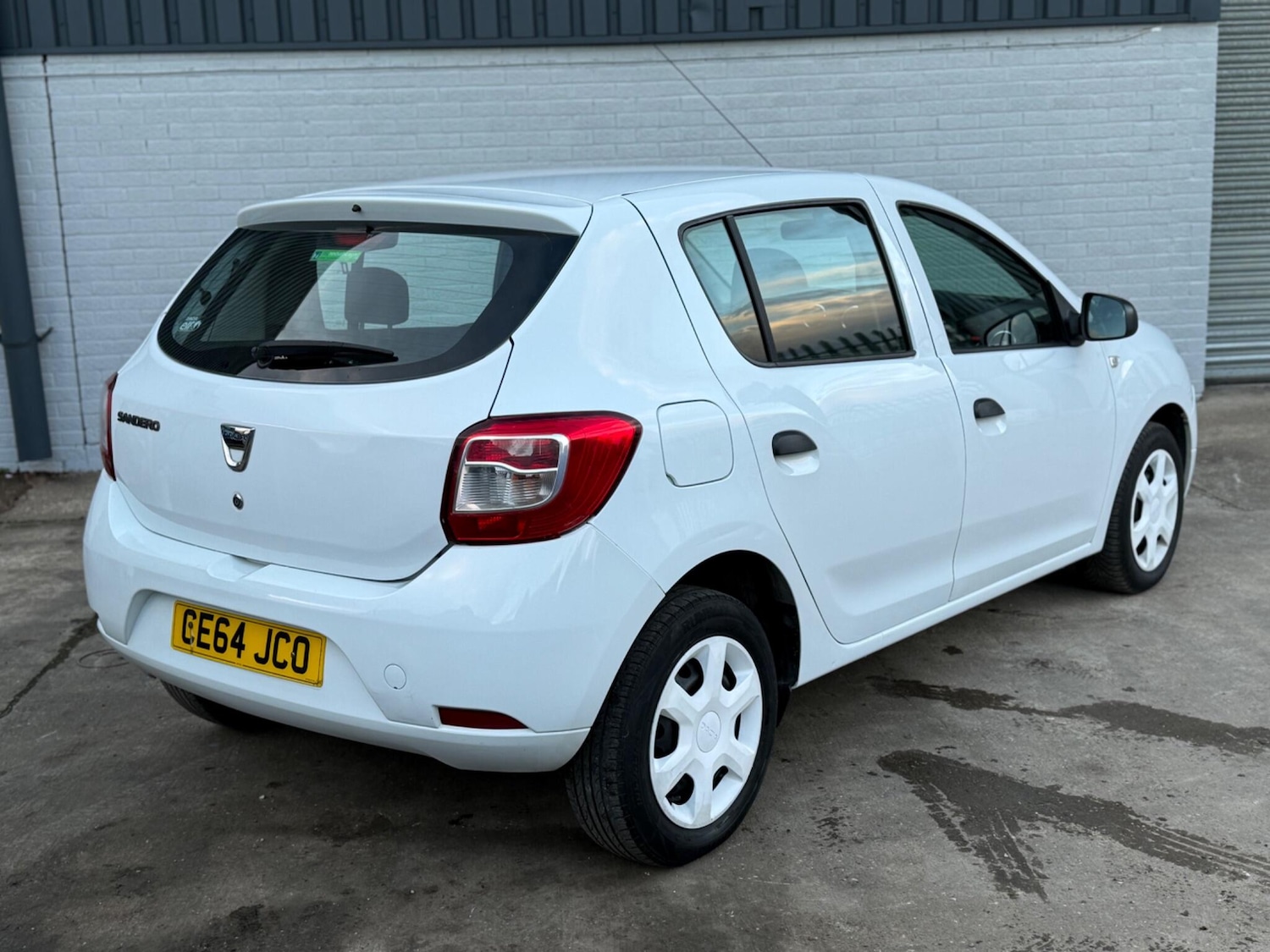 Used Dacia Sandero 2014 for sale - 76336426: Photo 3