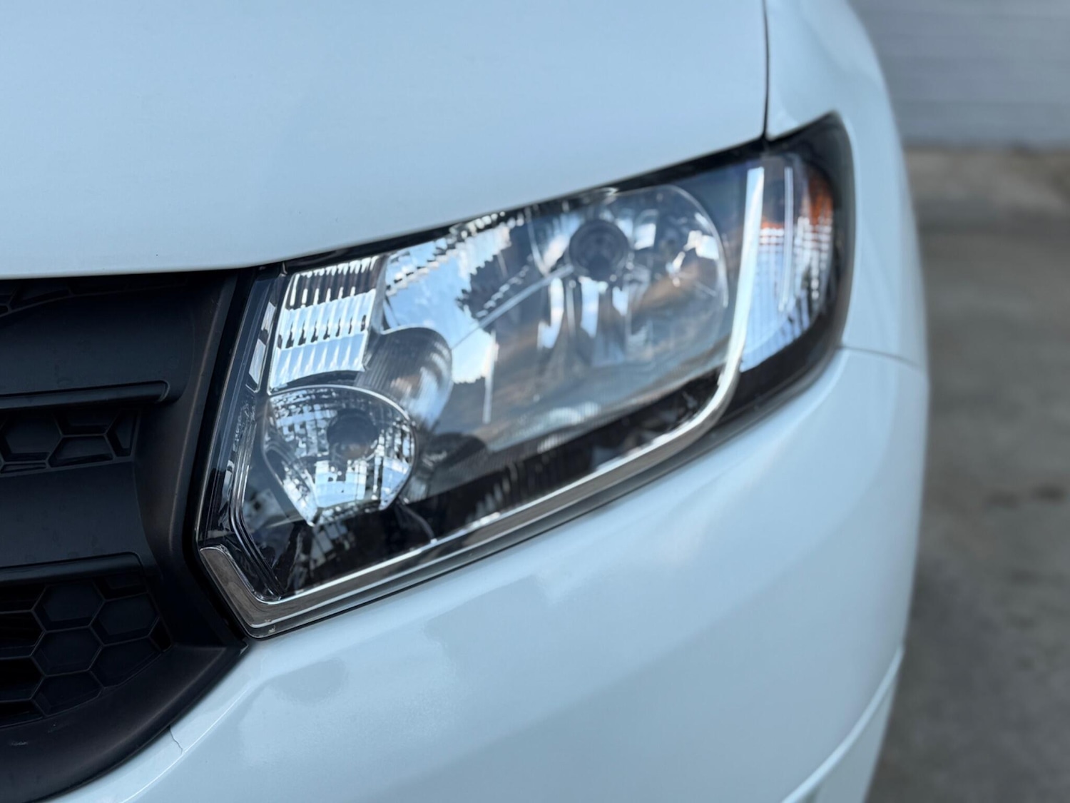 Used Dacia Sandero 2014 for sale - 76336426: Photo 32