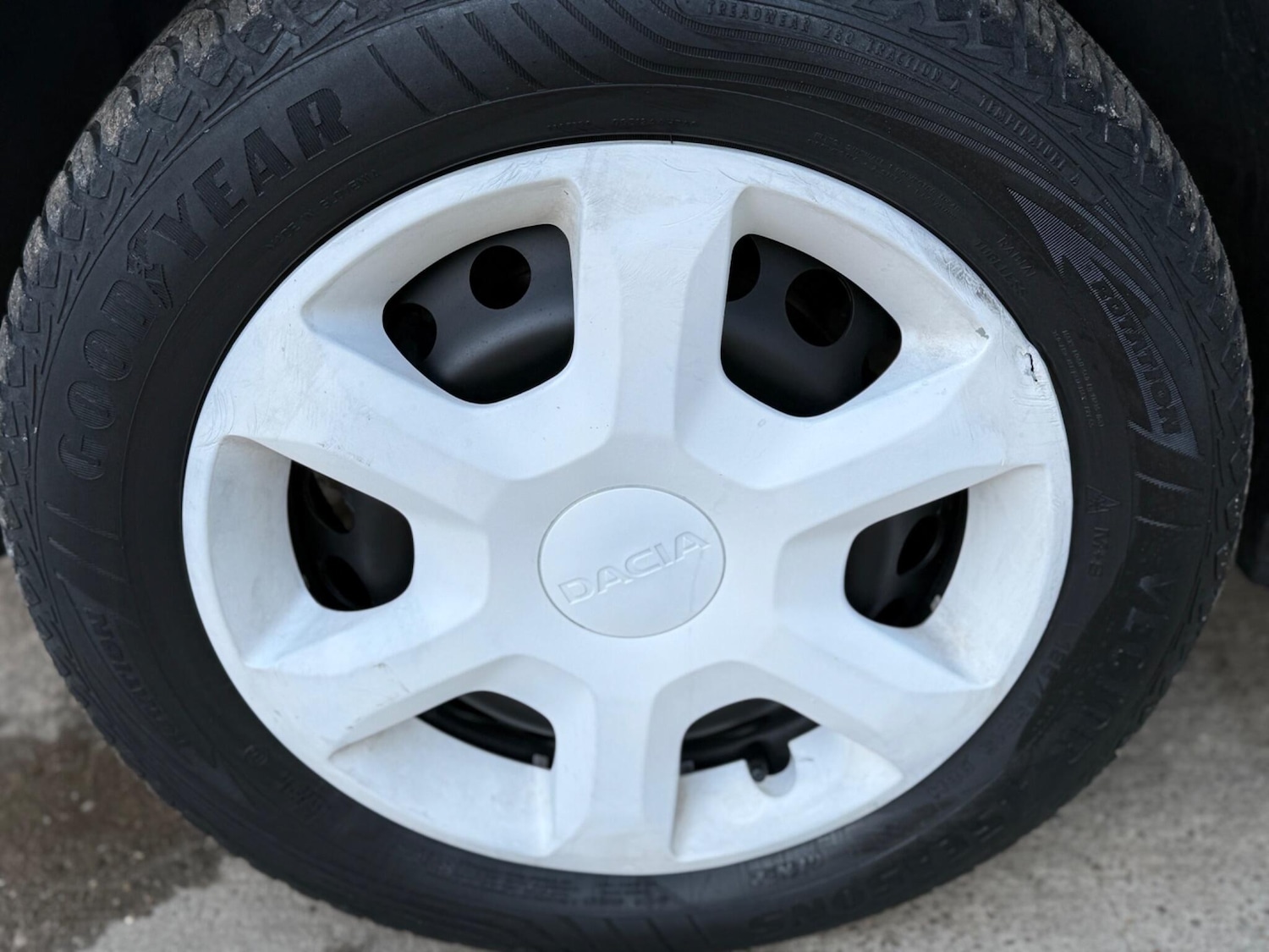 Used Dacia Sandero 2014 for sale - 76336426: Photo 9