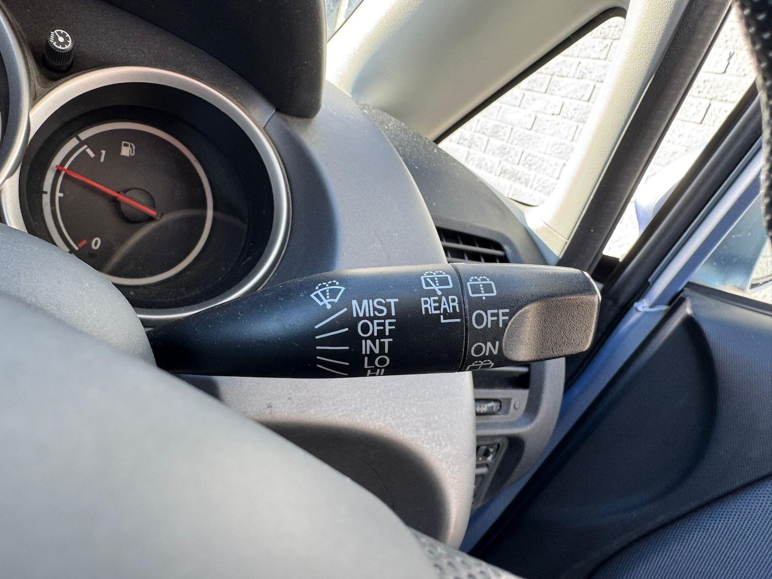 Used Honda Jazz 2004 for sale - 77722512: Photo 32