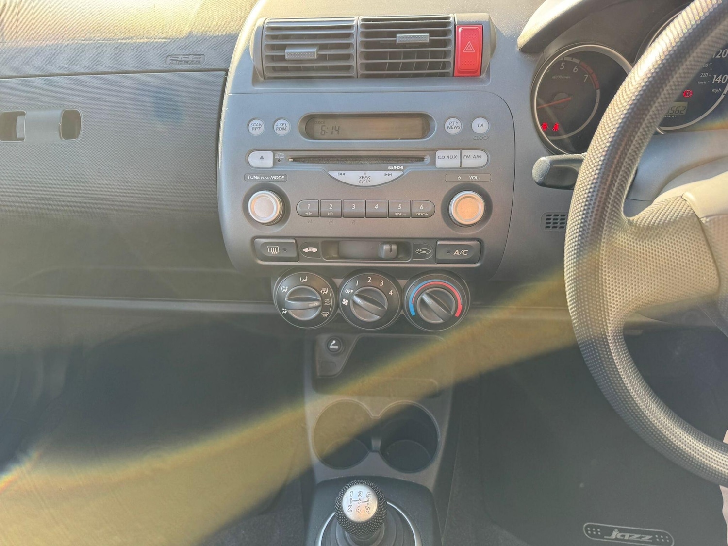 Used Honda Jazz 2004 for sale - 77722512: Photo 33