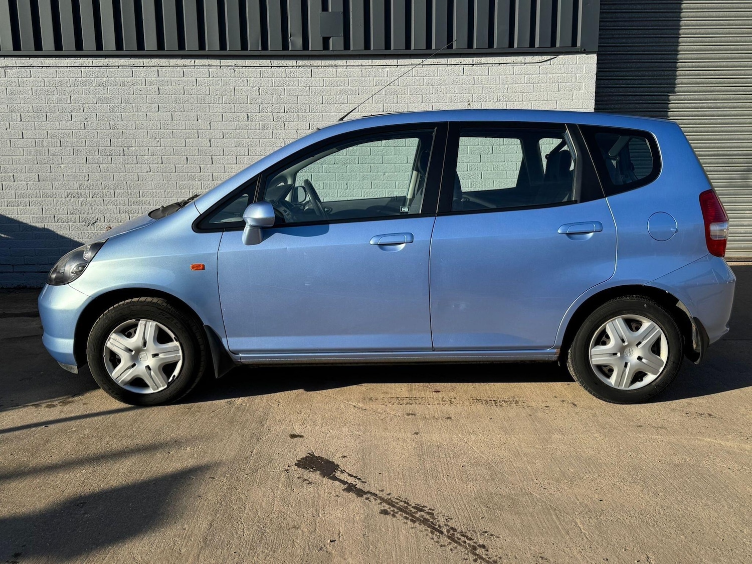 Used Honda Jazz 2004 for sale - 77722512: Photo 5