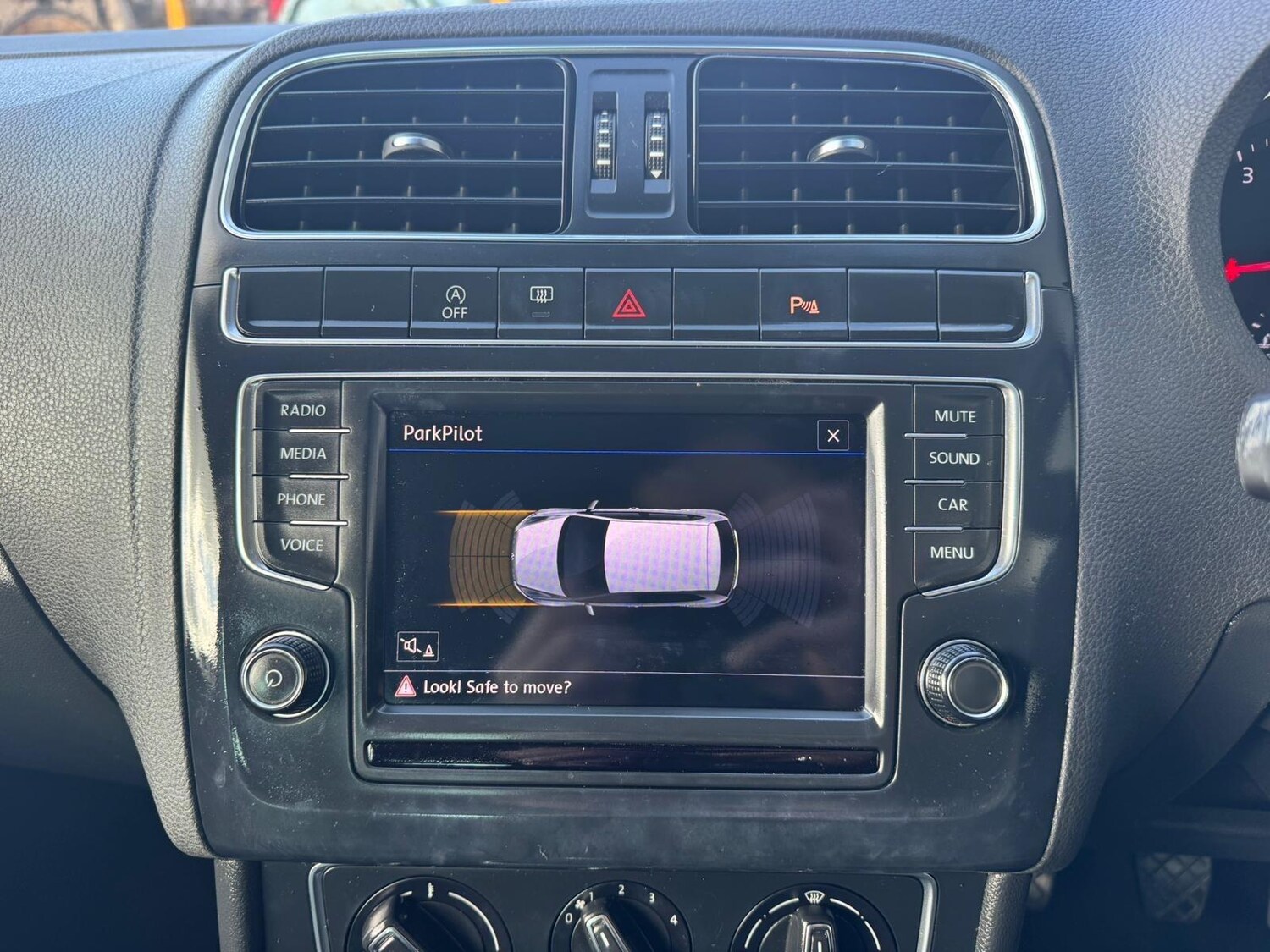 Used Volkswagen Polo 2017 for sale - 78157279: Photo 27