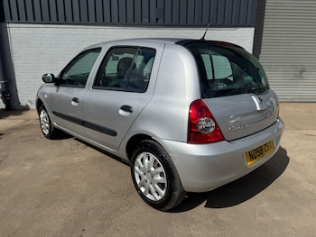 Used Renault Clio 2008 for sale - 78275739: Photo