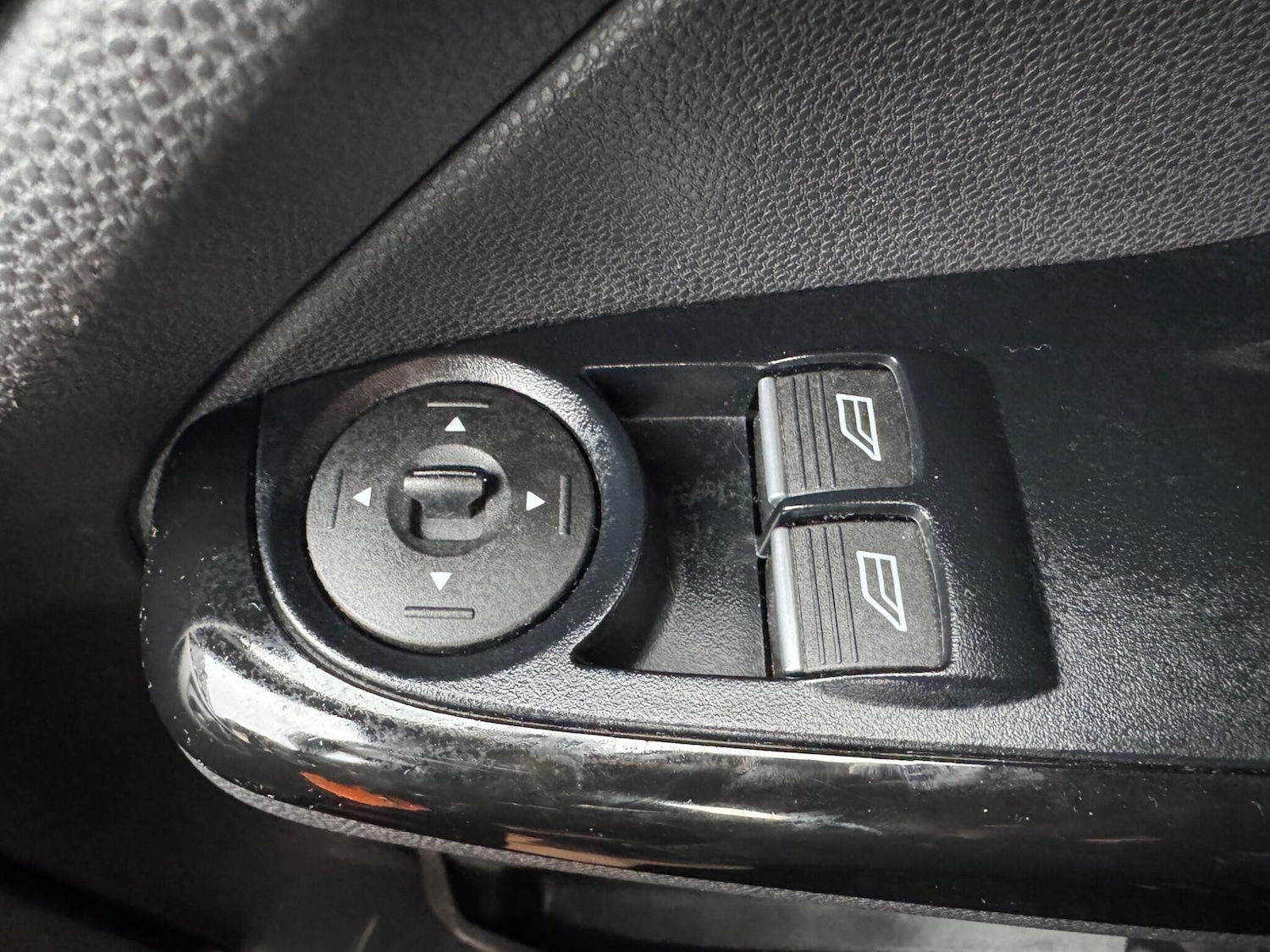 Used Ford Fiesta 2016 for sale - 77255055: Photo 25