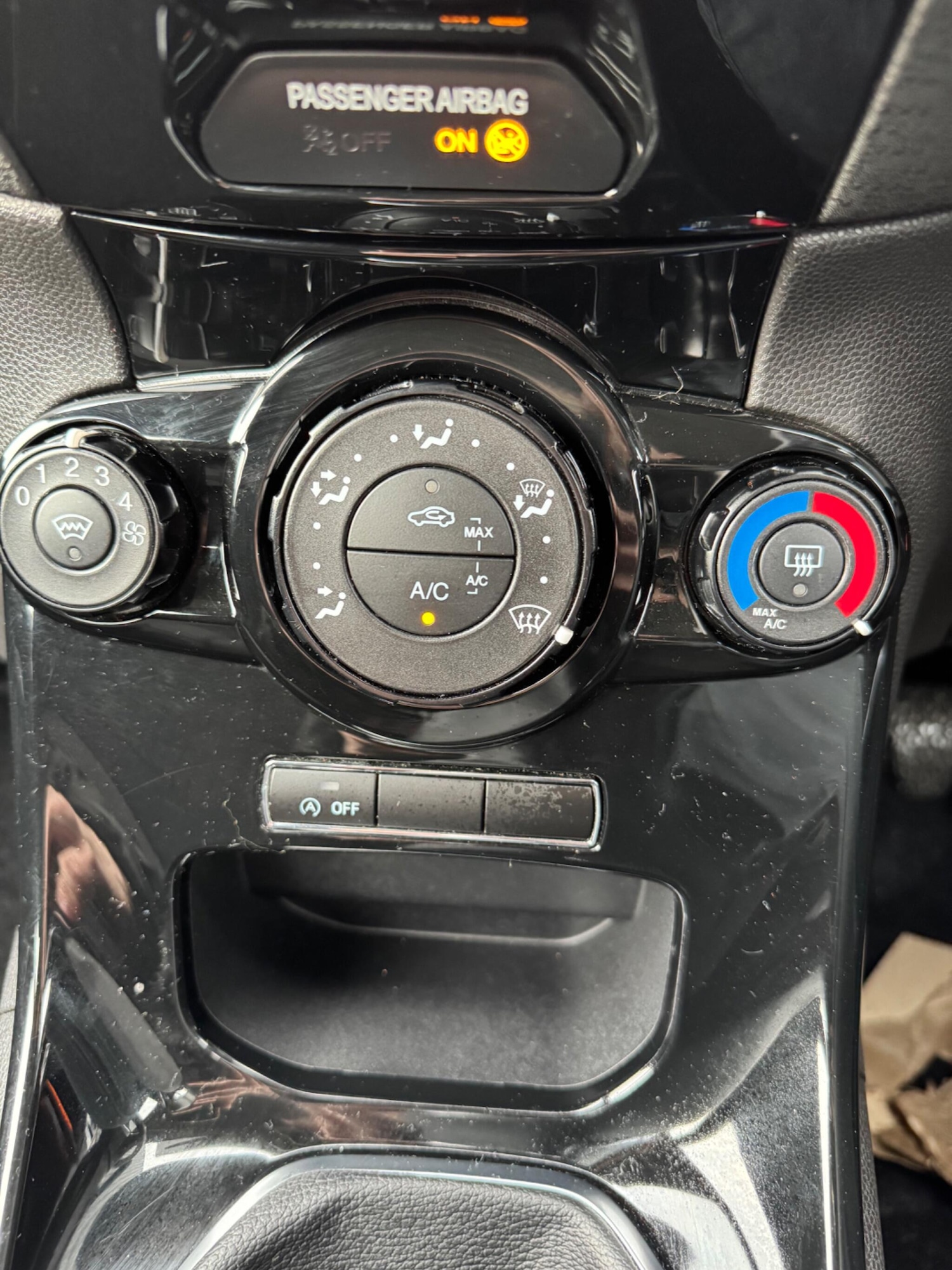 Used Ford Fiesta 2016 for sale - 77255055: Photo 34