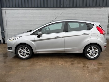 Used Ford Fiesta 2016 for sale - 77255055: Photo