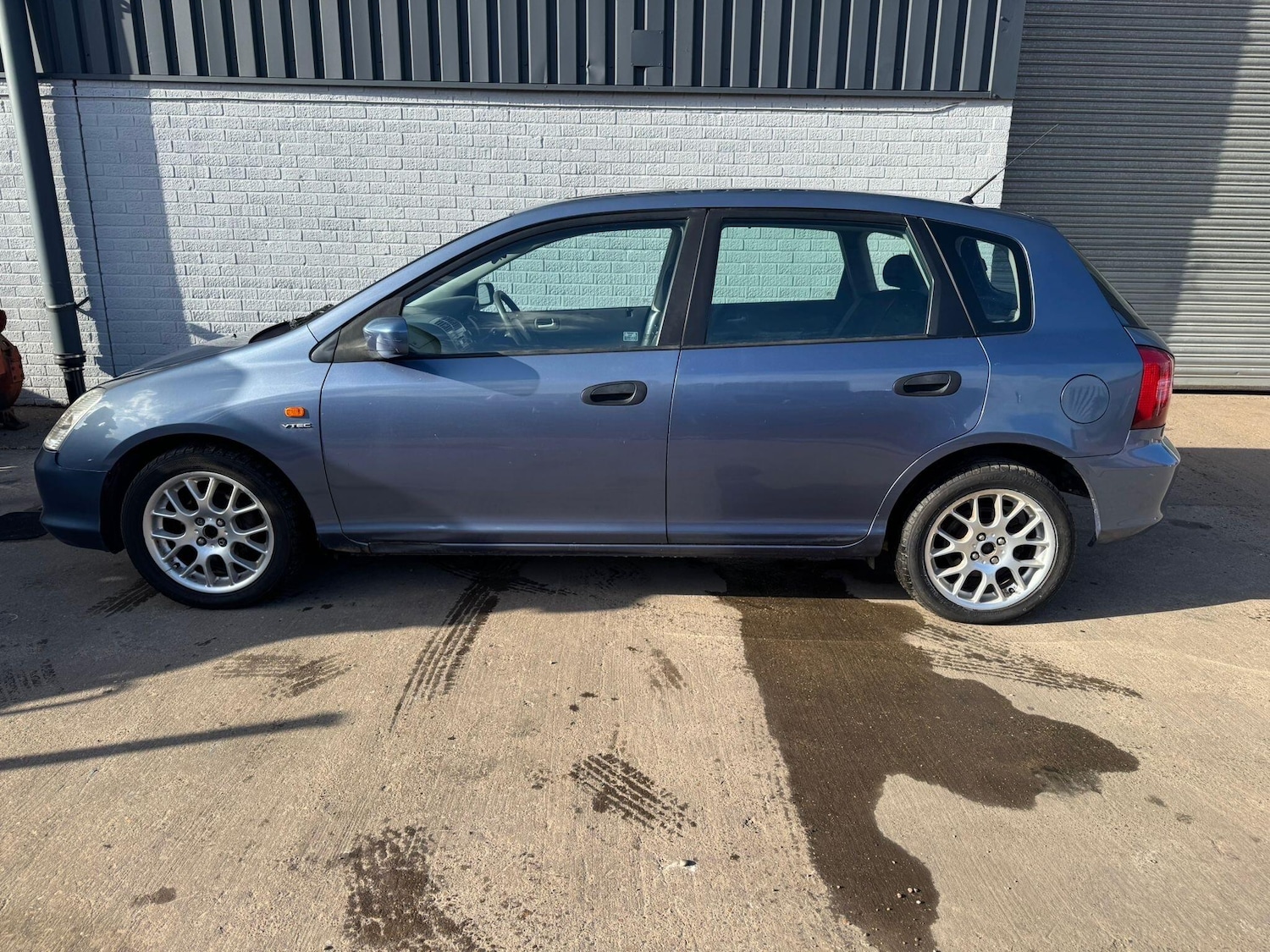 Used Honda Civic 2002 for sale - 78033693: Photo 5