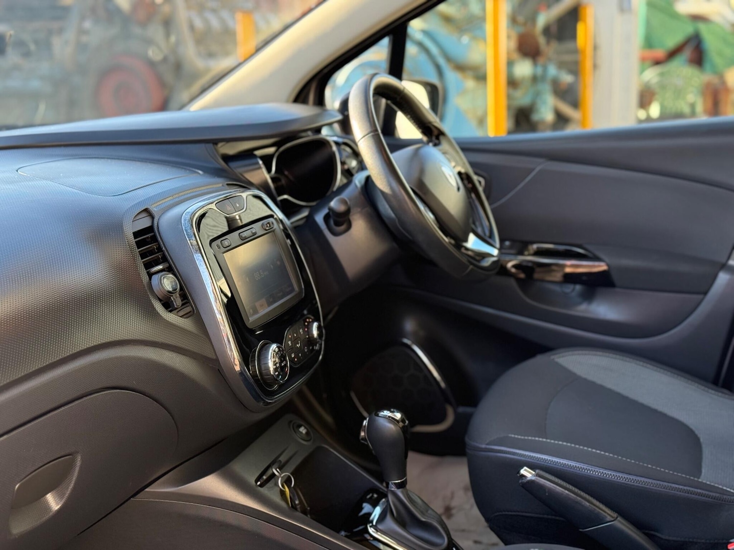 Used Renault Captur 2016 for sale - 76786776: Photo 10