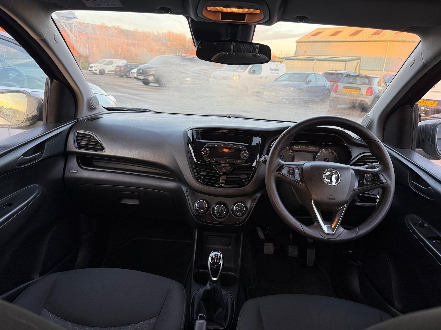 Used Vauxhall Viva 2016 for sale - 76657888: Photo 11