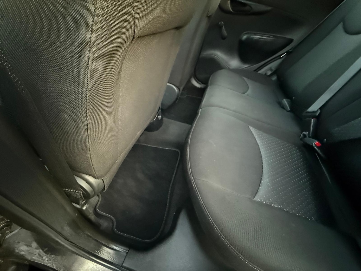 Used Vauxhall Viva 2016 for sale - 76657888: Photo 15