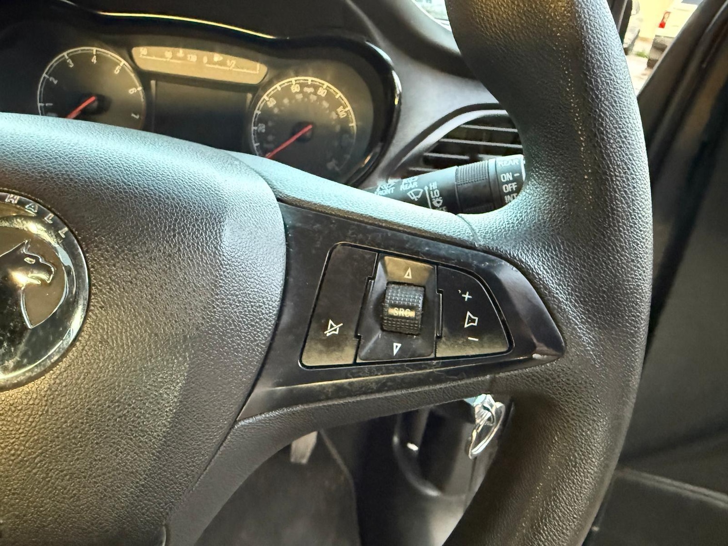 Used Vauxhall Viva 2016 for sale - 76657888: Photo 16