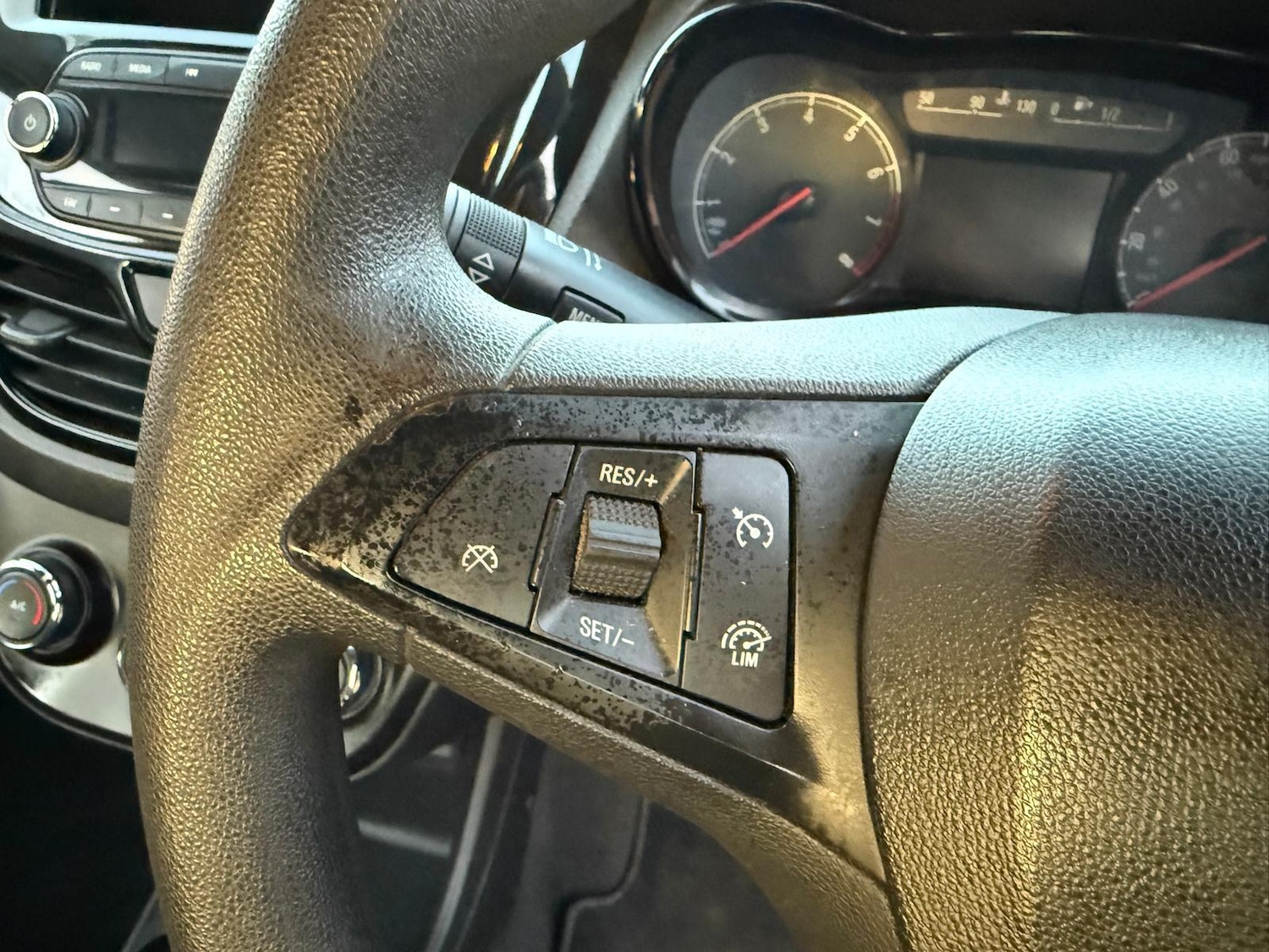 Used Vauxhall Viva 2016 for sale - 76657888: Photo 18