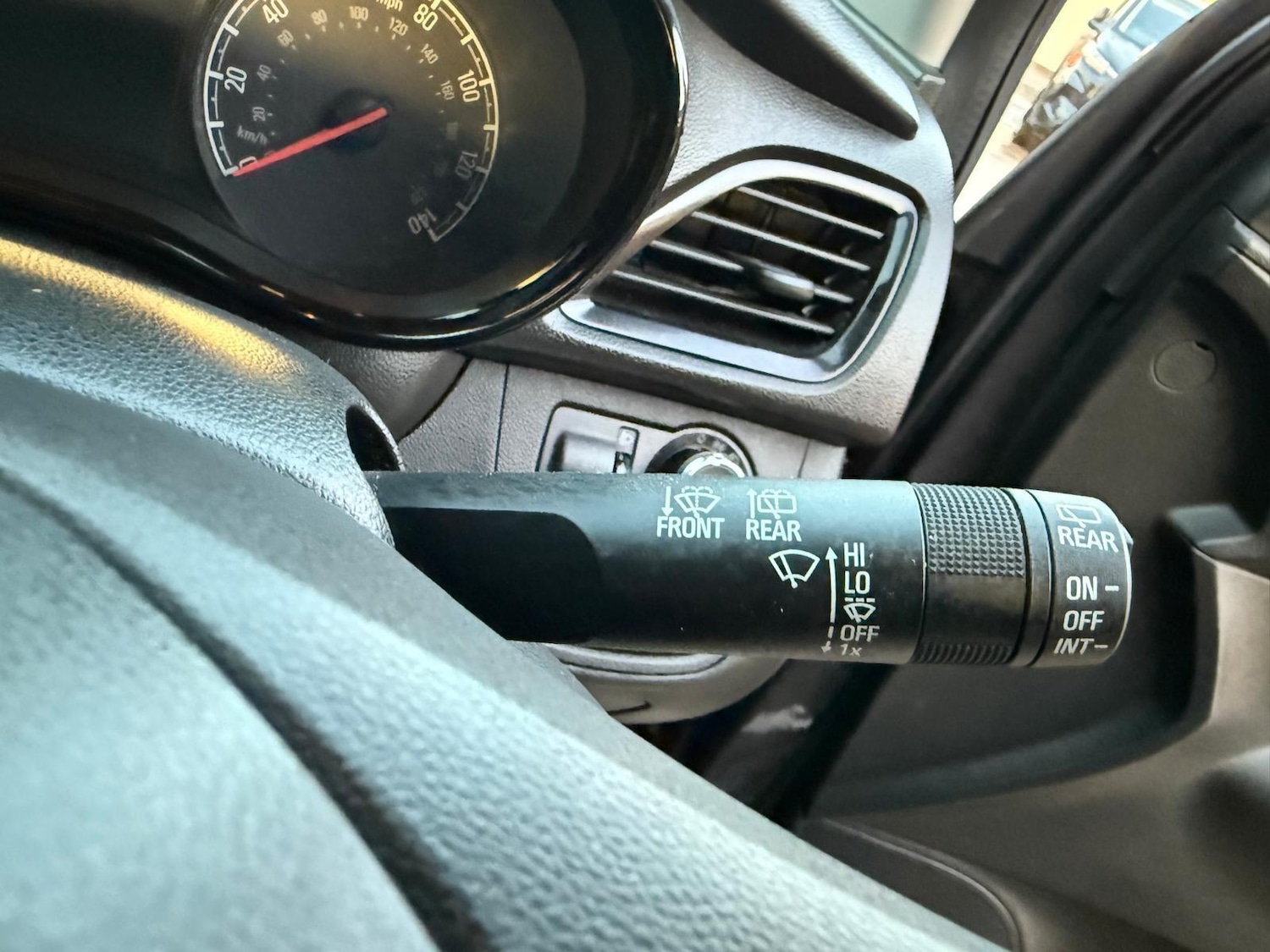 Used Vauxhall Viva 2016 for sale - 76657888: Photo 20