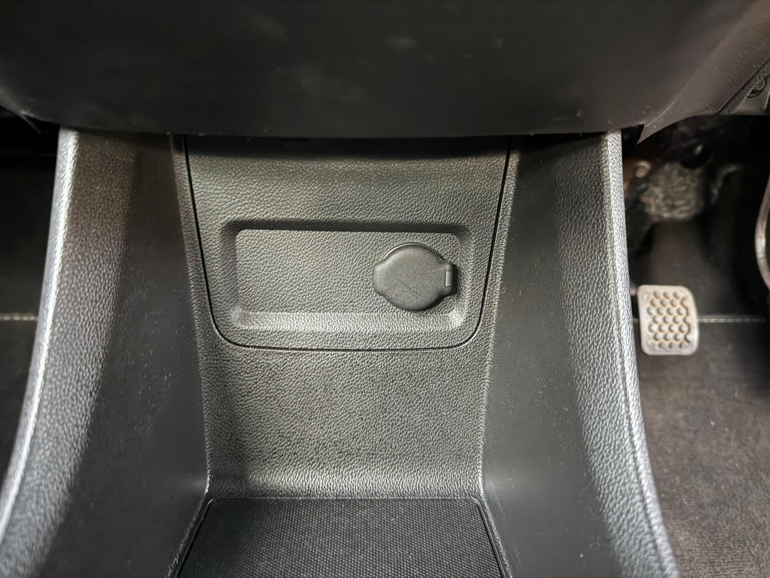 Used Vauxhall Viva 2016 for sale - 76657888: Photo 22