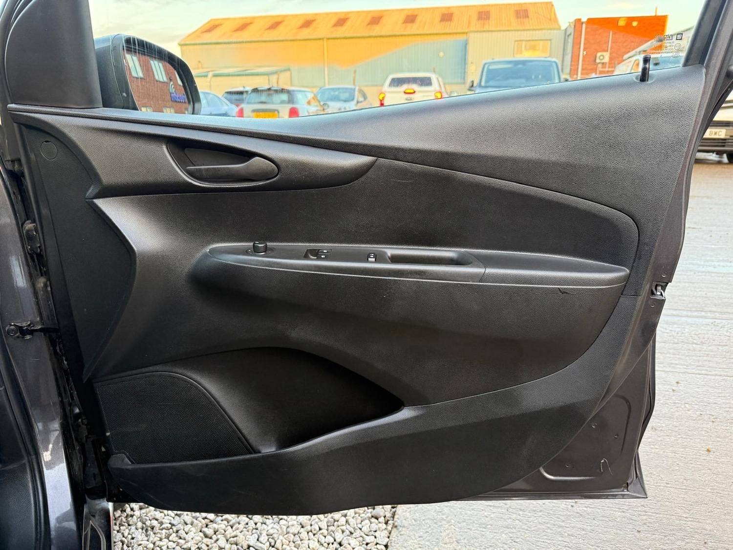 Used Vauxhall Viva 2016 for sale - 76657888: Photo 23