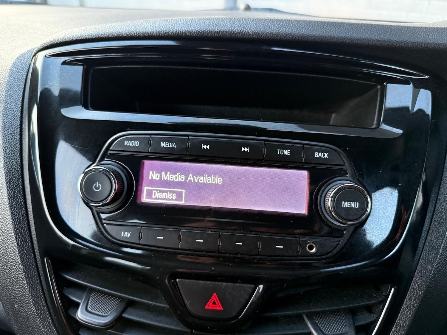 Used Vauxhall Viva 2016 for sale - 76657888: Photo 29