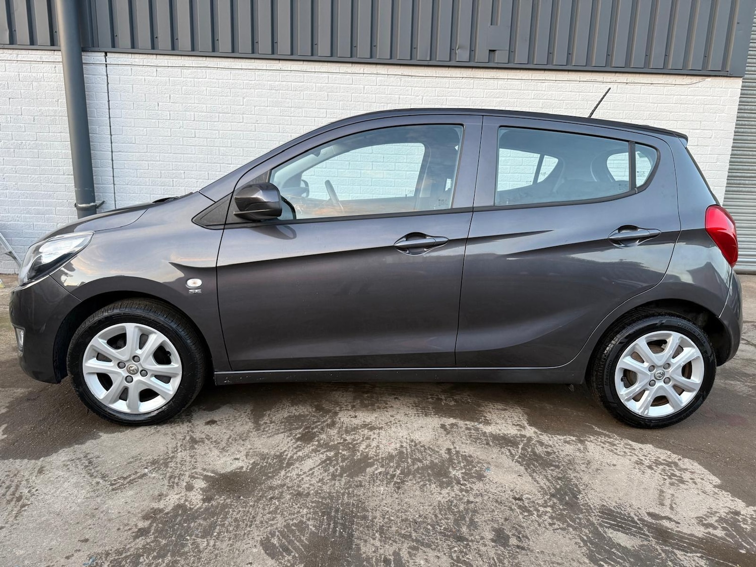 Used Vauxhall Viva 2016 for sale - 76657888: Photo 5