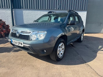 Used Dacia Duster 2014 for sale - 79496370: Photo