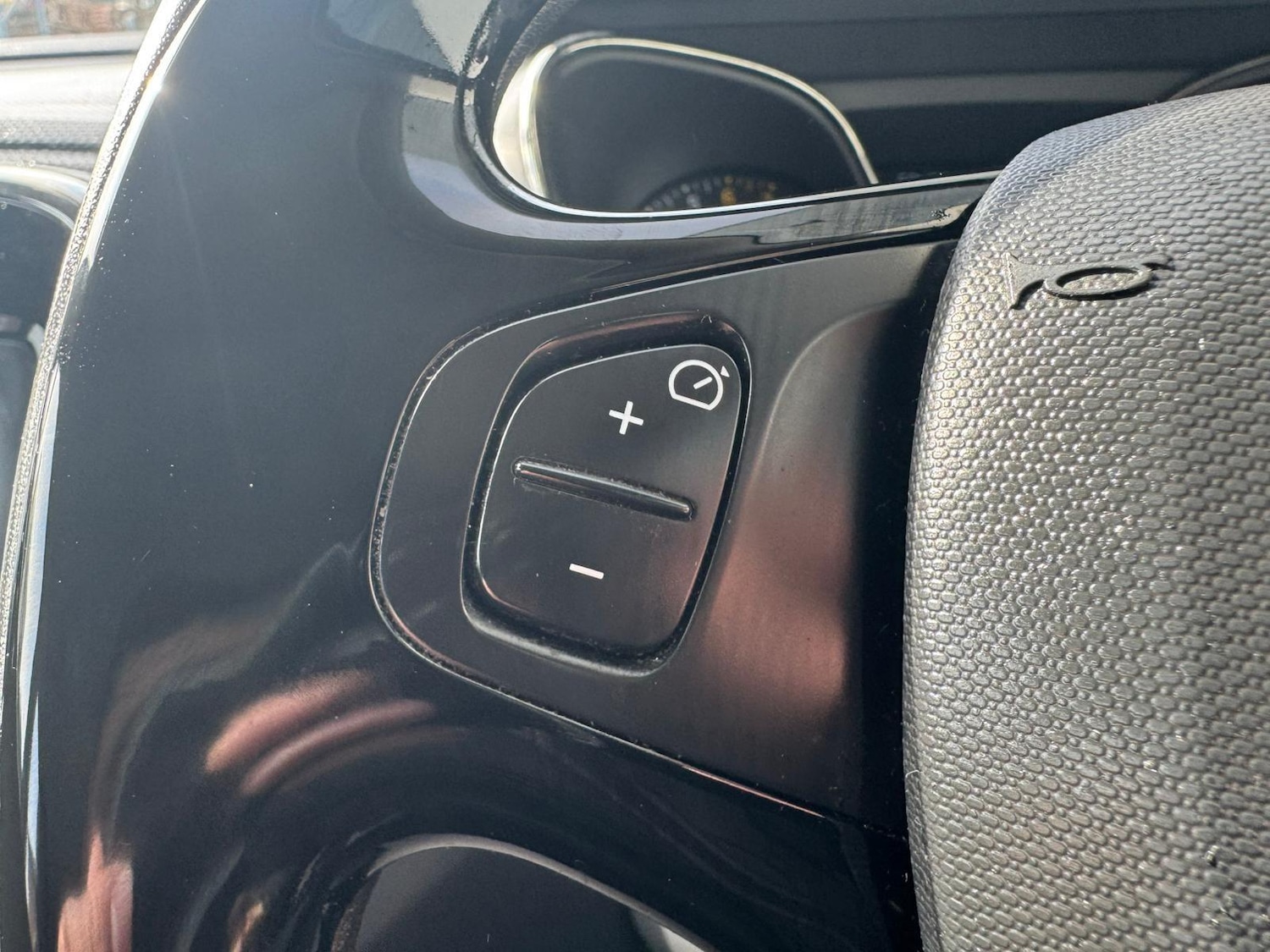 Used Renault Captur 2014 for sale - 77993108: Photo 18