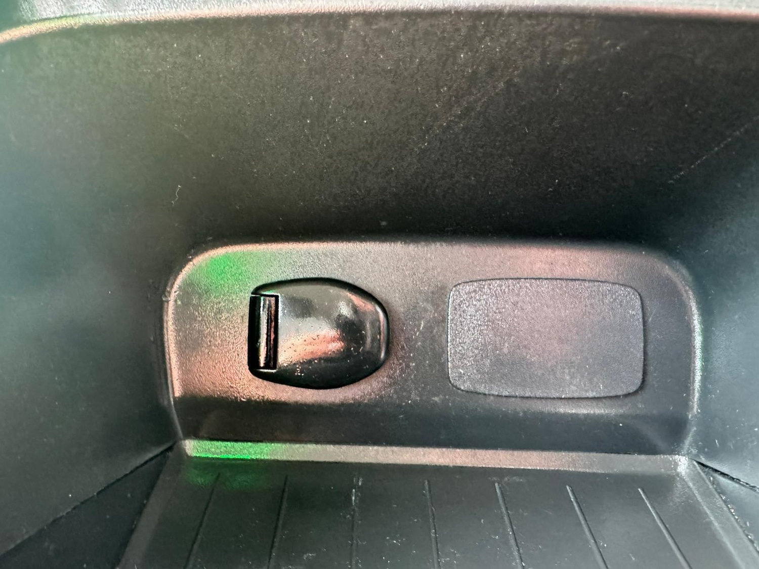 Used Renault Captur 2014 for sale - 77993108: Photo 19