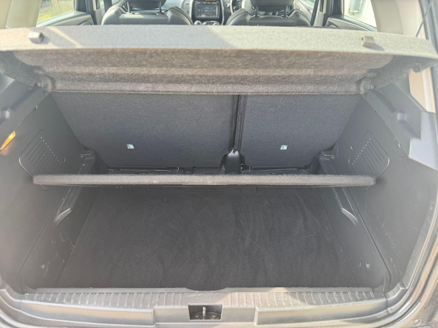 Used Renault Captur 2014 for sale - 77993108: Photo 30