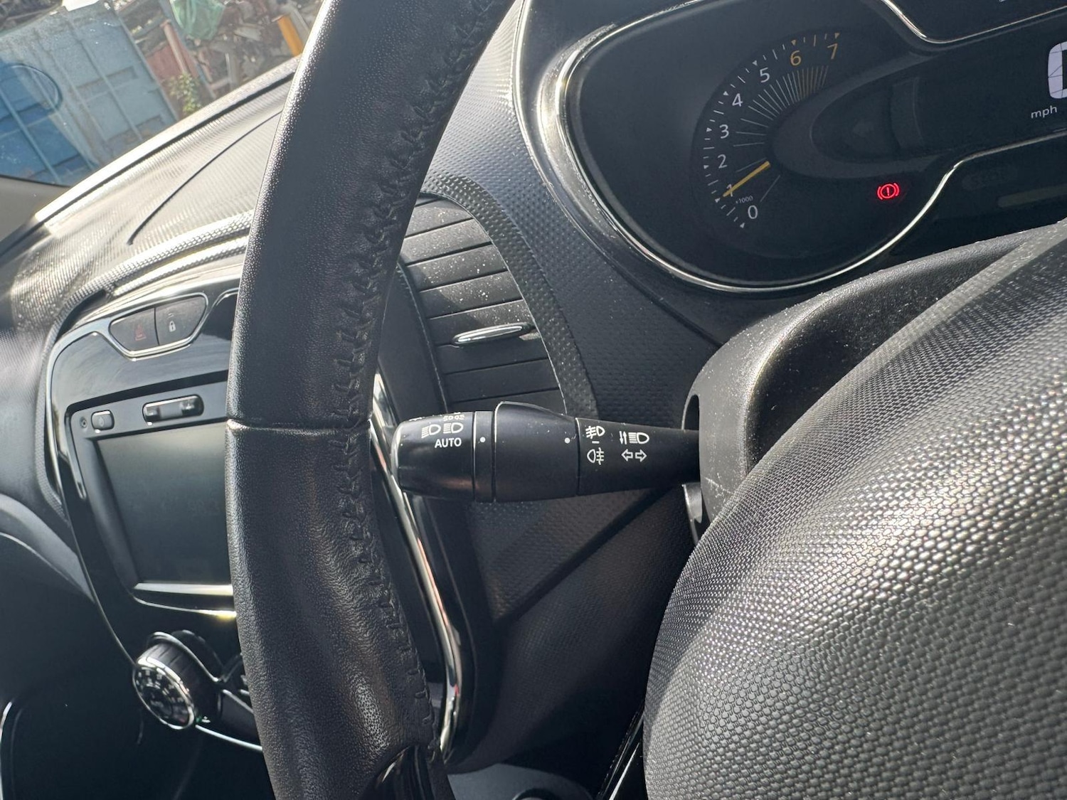 Used Renault Captur 2014 for sale - 77993108: Photo 44