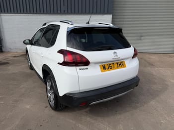 Used Peugeot 2008 2017 for sale - 79726057: Photo