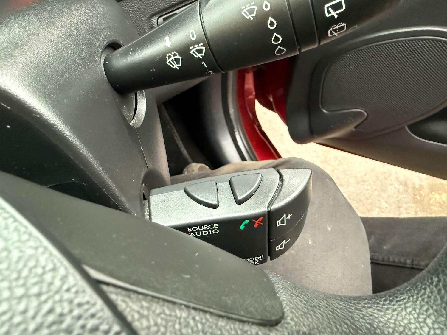 Used Renault Clio 2017 for sale - 77040997: Photo 16