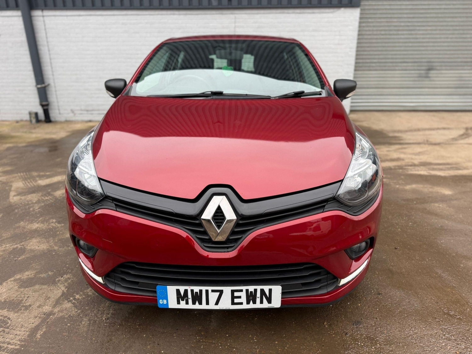 Used Renault Clio 2017 for sale - 77040997: Photo 2
