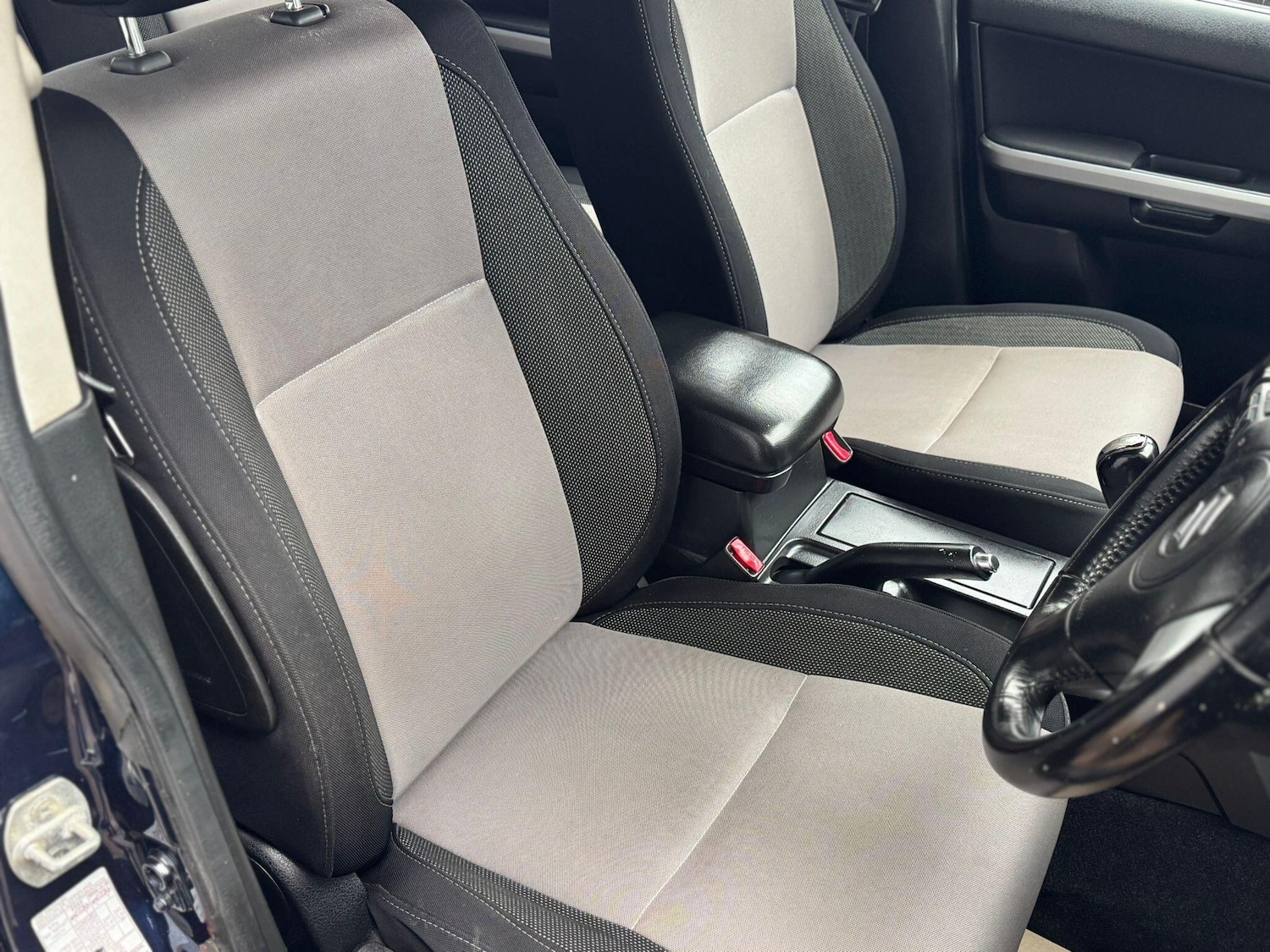 Used Suzuki Grand Vitara 2011 for sale - 77376124: Photo 10