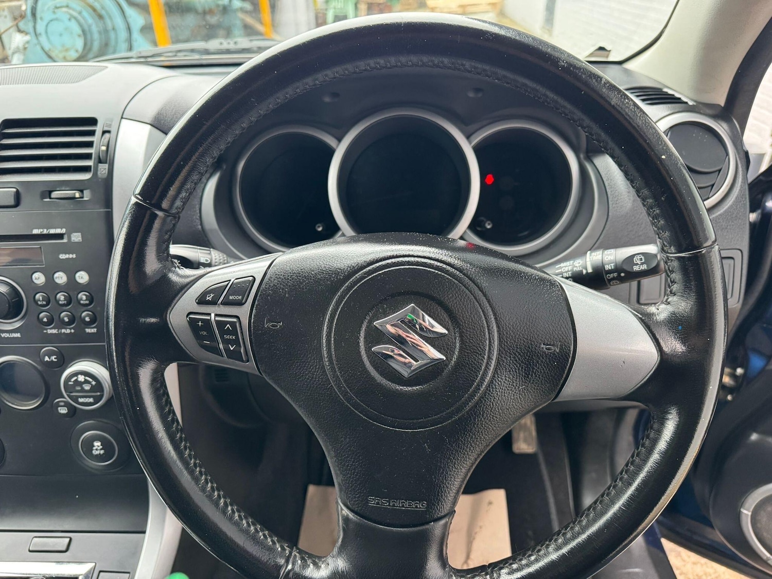 Used Suzuki Grand Vitara 2011 for sale - 77376124: Photo 31