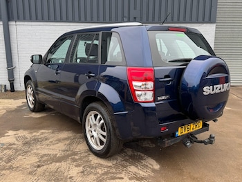 Used Suzuki Grand Vitara 2011 for sale - 77376124: Photo