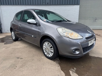 Used Renault Clio 2010 for sale - 78261392: Photo