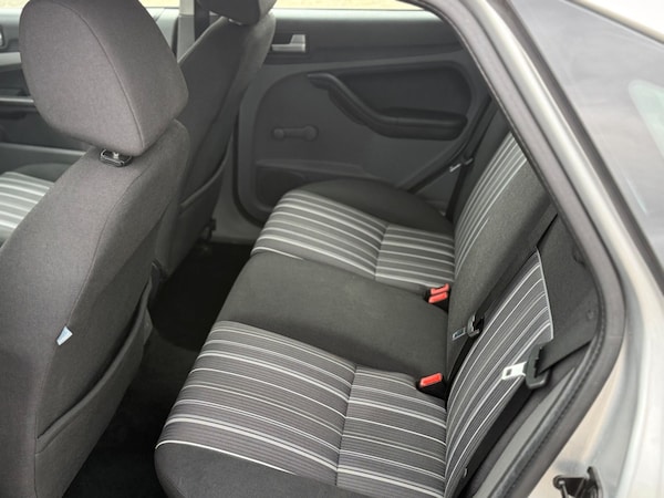 Used Ford Focus 2009 for sale - 76199943: Photo 12